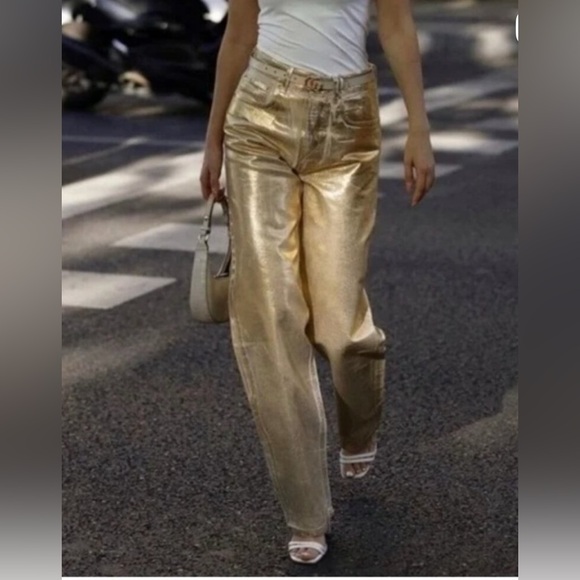 NWT Zara Gold Boyfriend Blogger Favourite The Boy Boy Fit Denim Jeans Sold Out - Picture 2 of 16